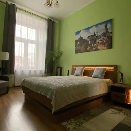 Апартаменти Lublinbnb - Exclusive Family ------ In The Heart Of -------------------------------- Bedroom & Living & Kitchen *