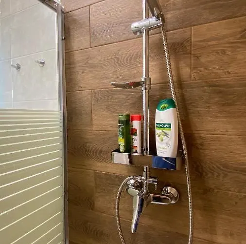 Lublinbnb - Exclusive Family ------ In The Heart Of -------------------------------- Bedroom & Living & Kitchen לובלין