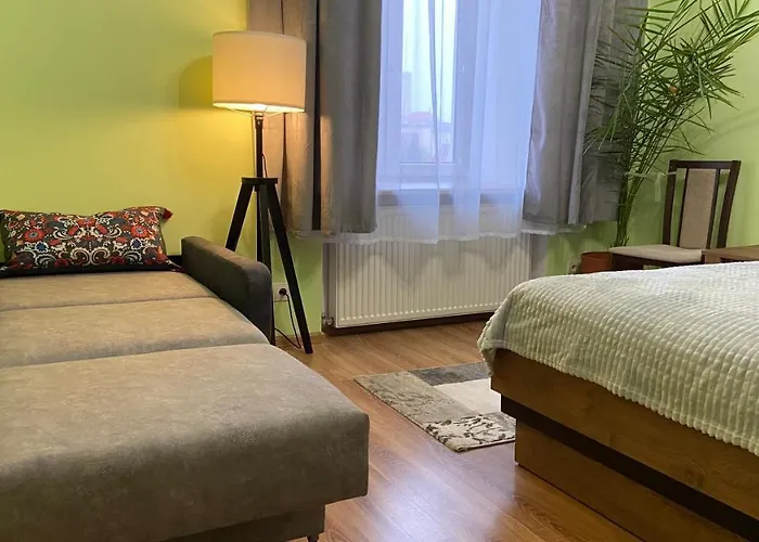 Lublinbnb - Exclusive Family ------ In The Heart Of -------------------------------- Bedroom & Living & Kitchen *