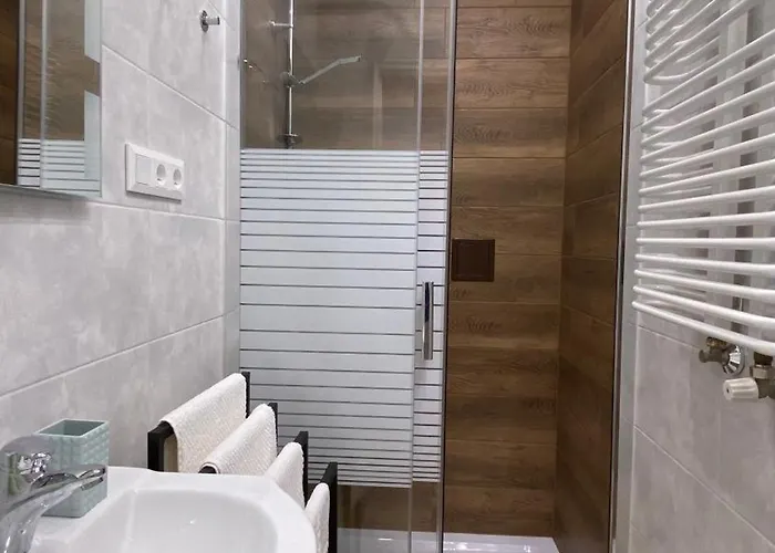 Lublinbnb - Exclusive Family ------ In The Heart Of -------------------------------- Bedroom & Living & Kitchen